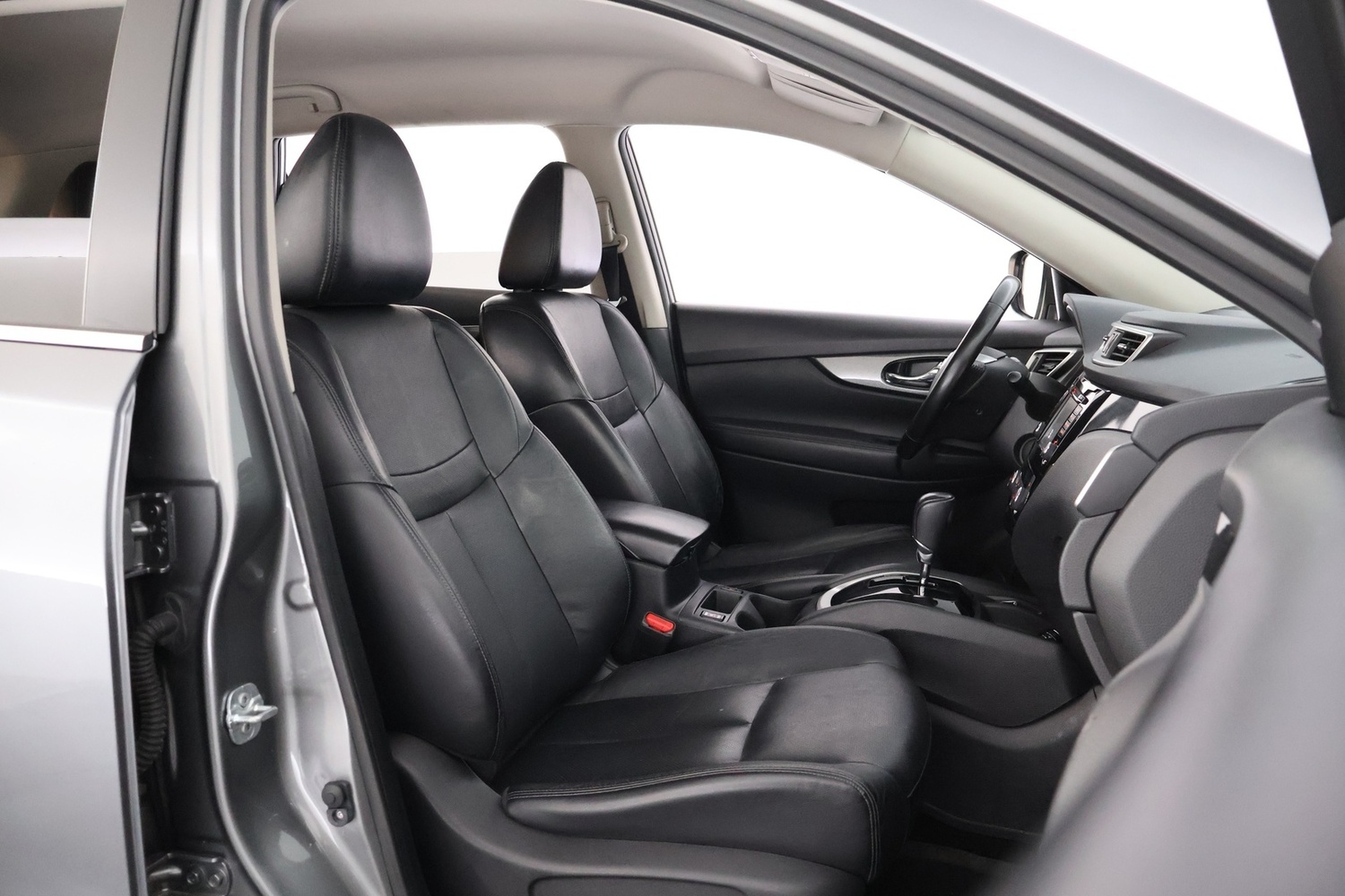 Nissan X-Trail vaihtoauto