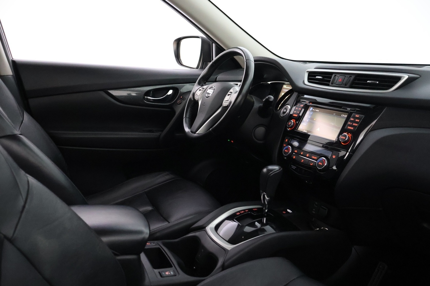 Nissan X-Trail vaihtoauto