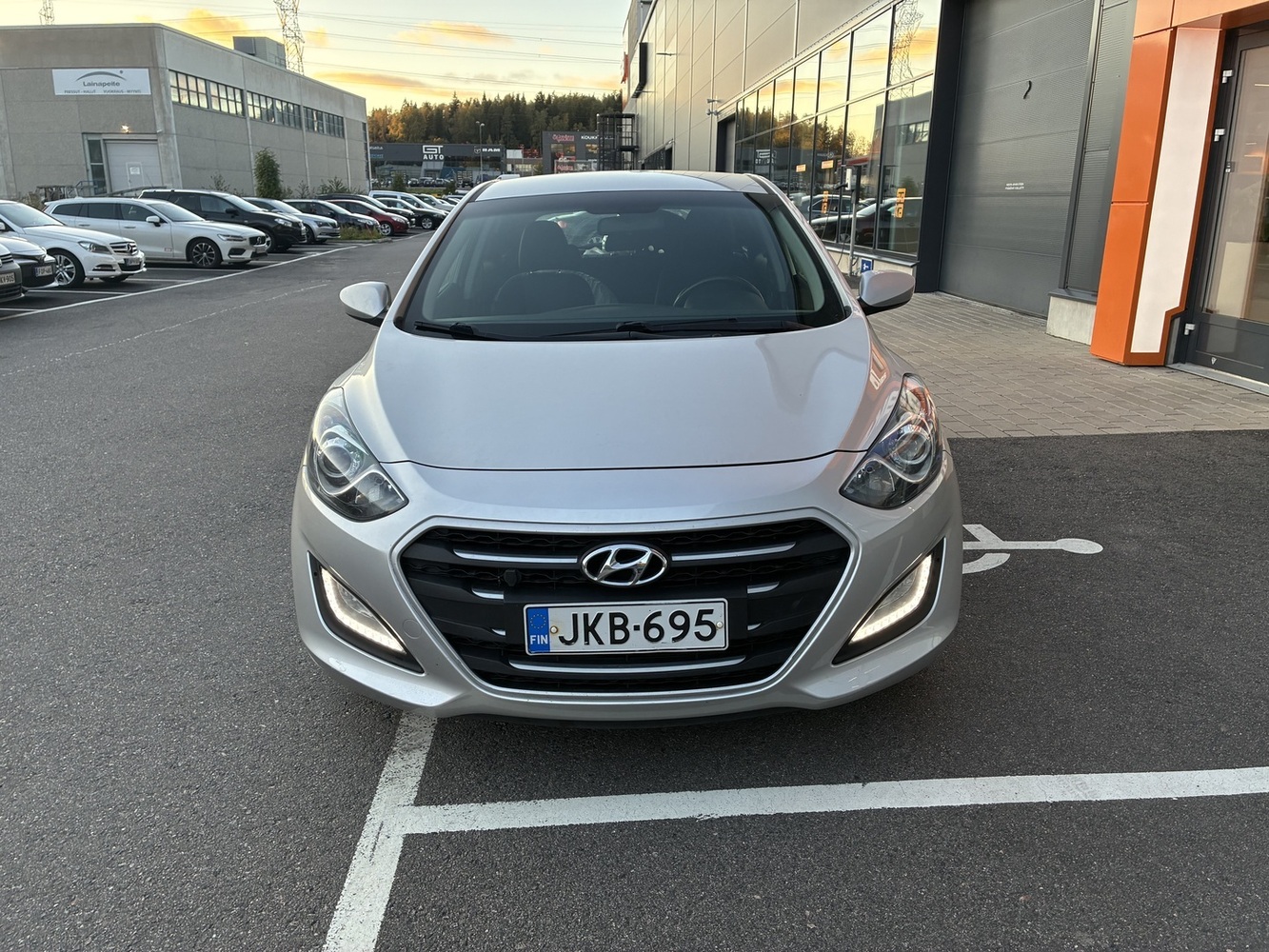 Hyundai i30 5d vaihtoauto