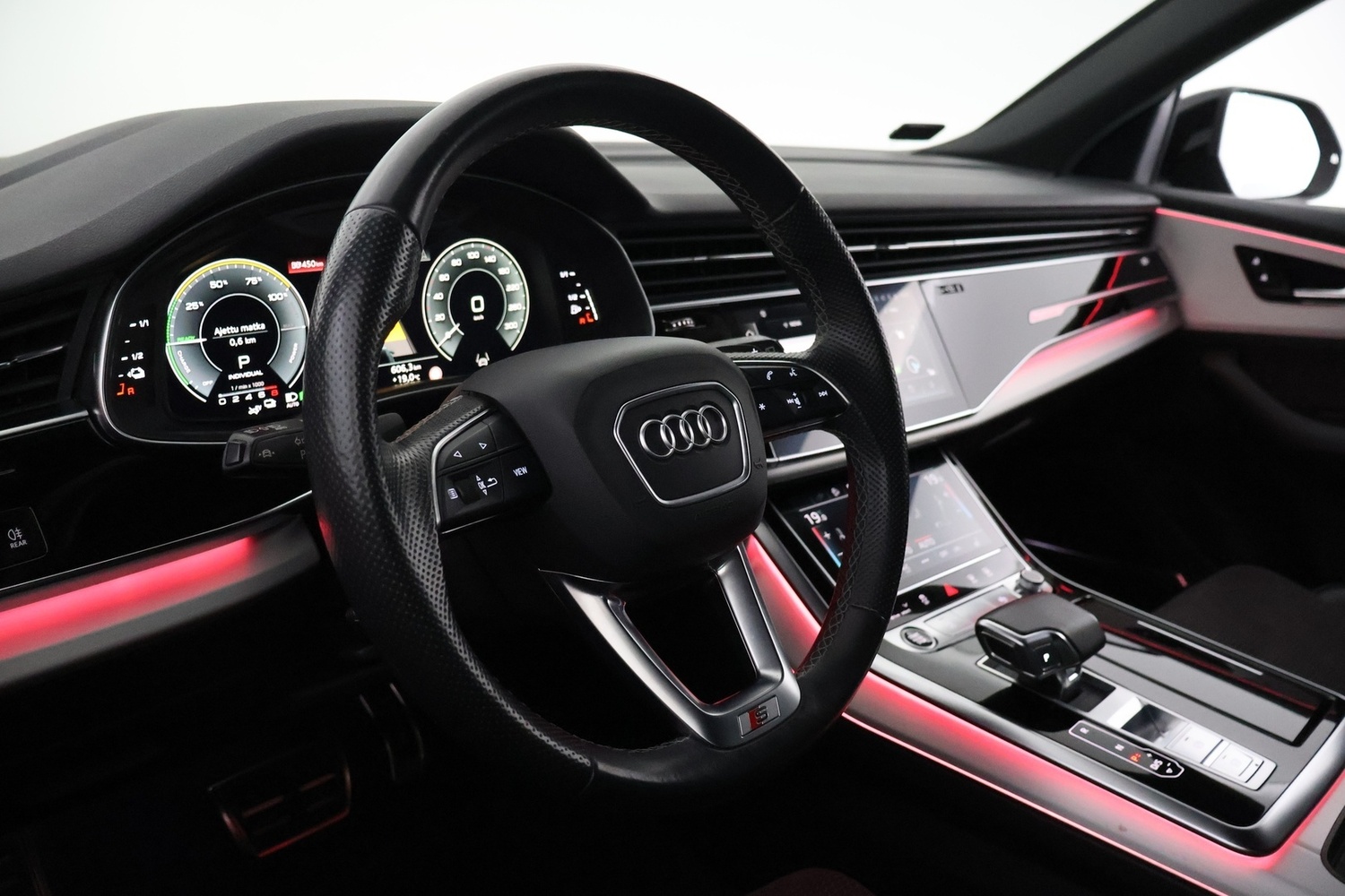 Audi Q8 vaihtoauto