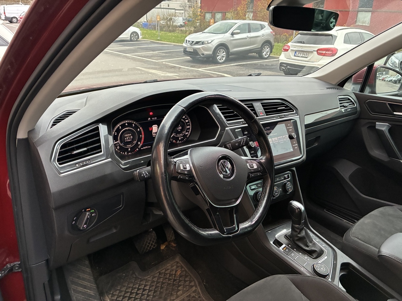Volkswagen Tiguan vaihtoauto