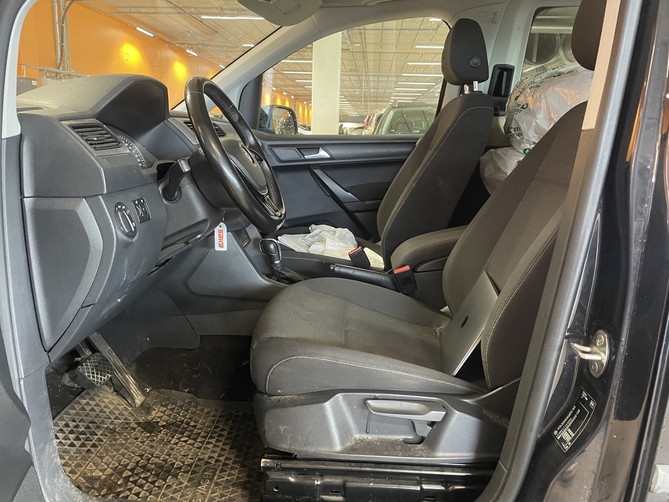 Volkswagen Caddy Maxi vaihtoauto