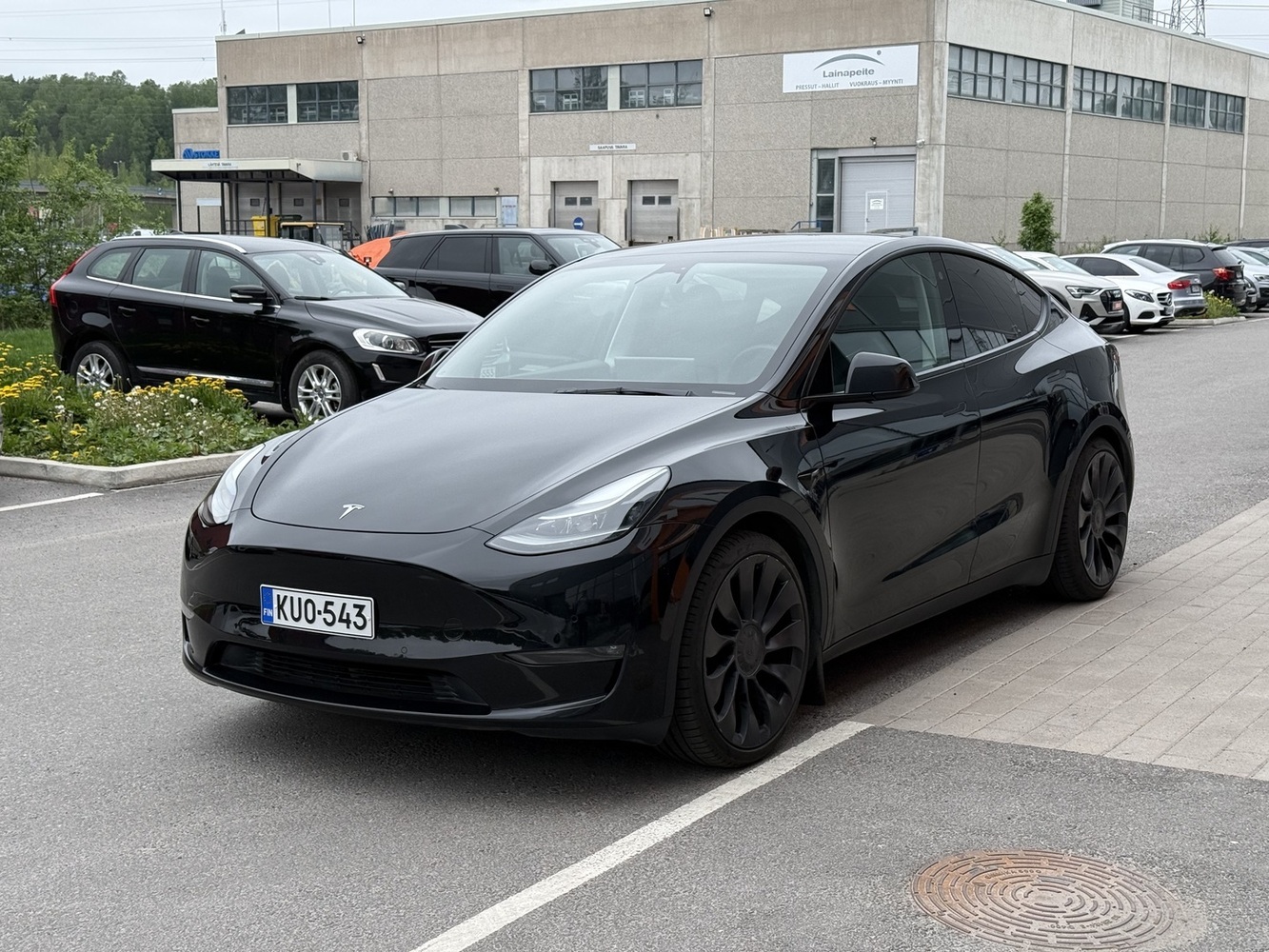 Tesla Model Y vaihtoauto