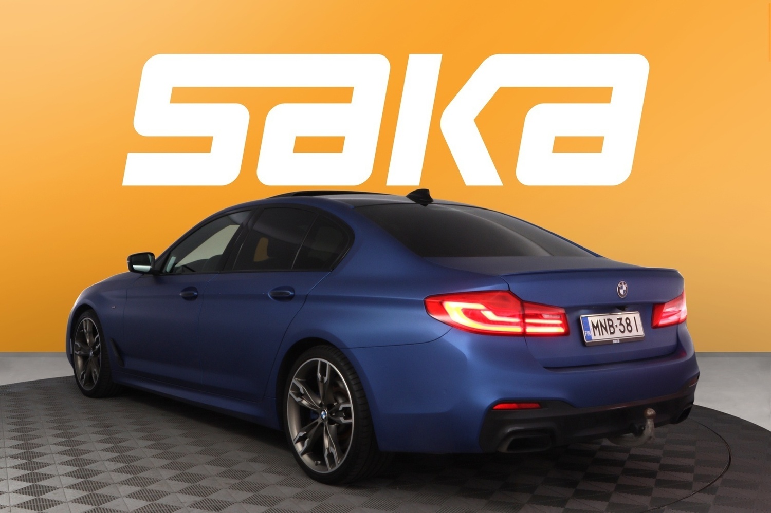 BMW M550d vaihtoauto