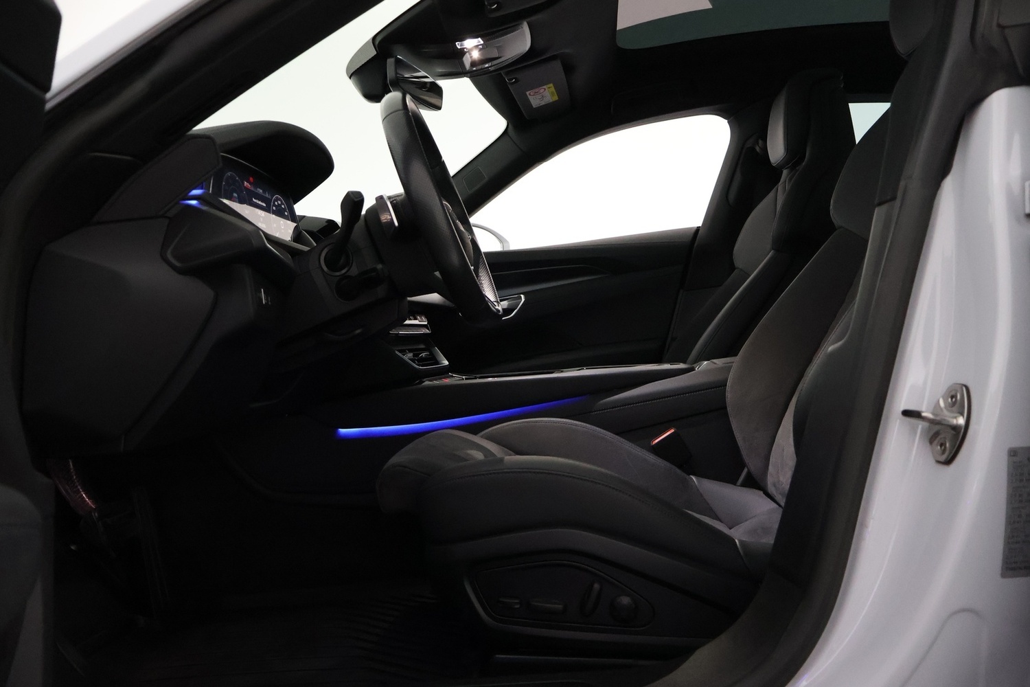 Audi e-tron GT vaihtoauto