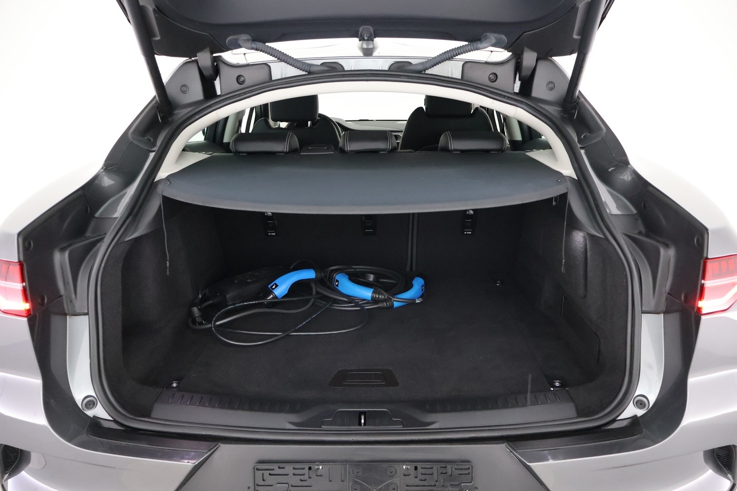 Jaguar I-PACE vaihtoauto