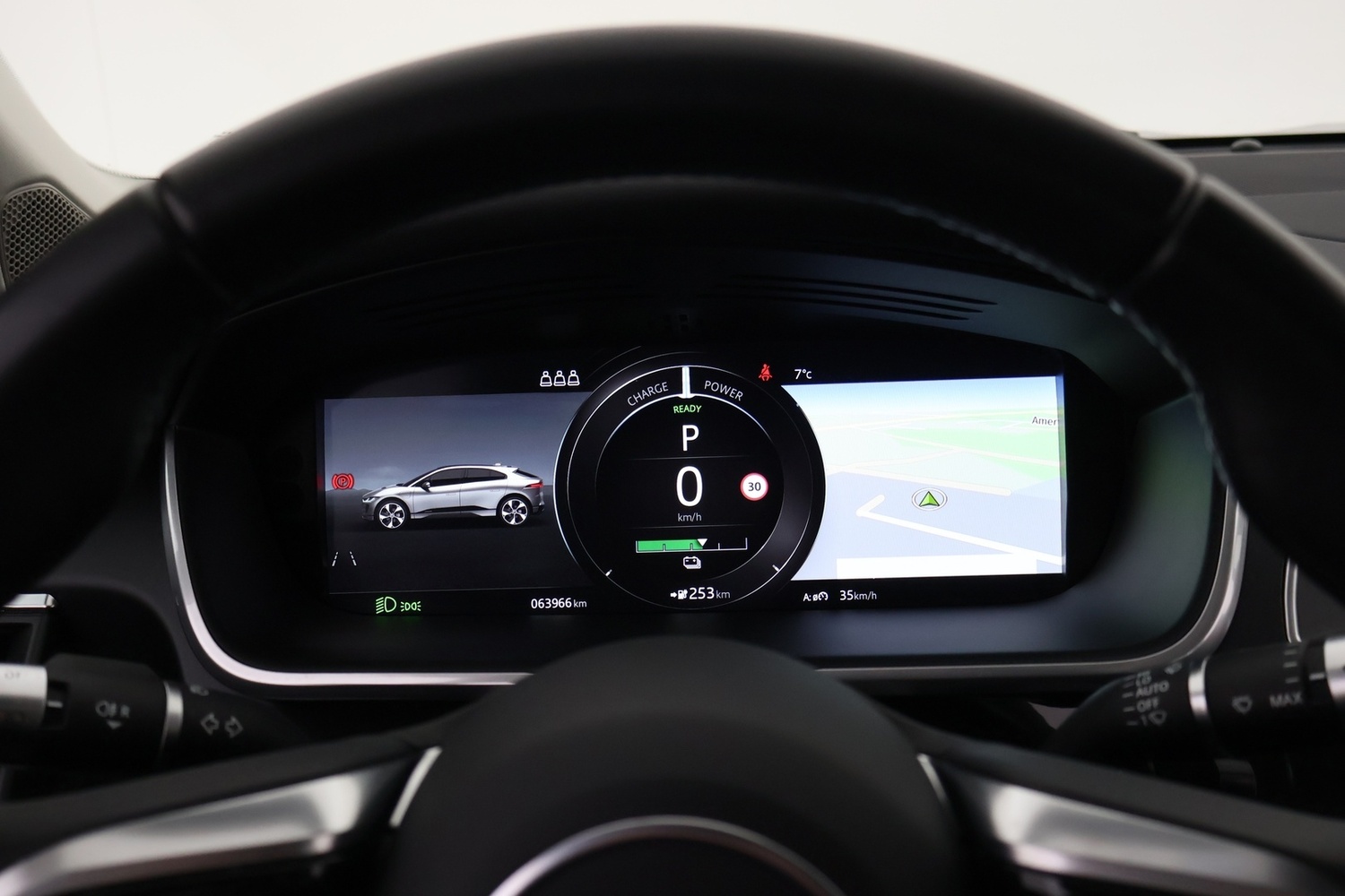 Jaguar I-PACE vaihtoauto