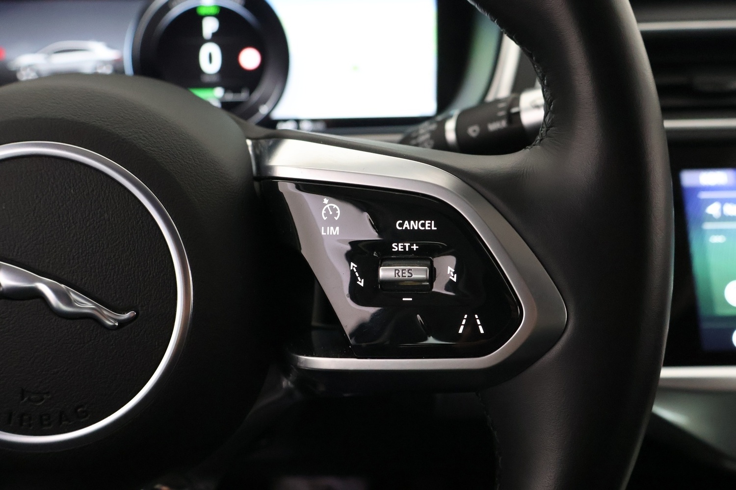 Jaguar I-PACE vaihtoauto
