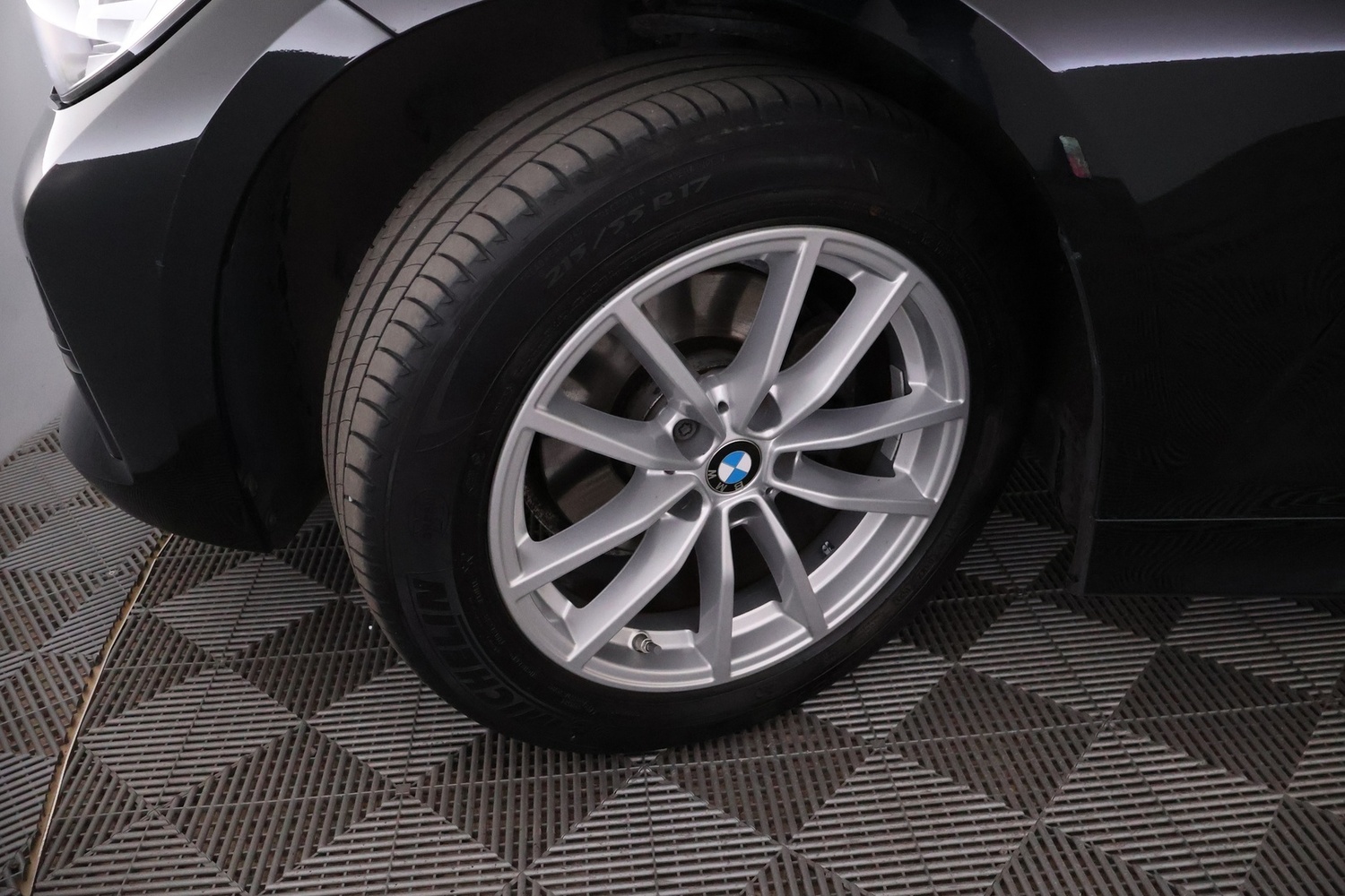 BMW 320 vaihtoauto