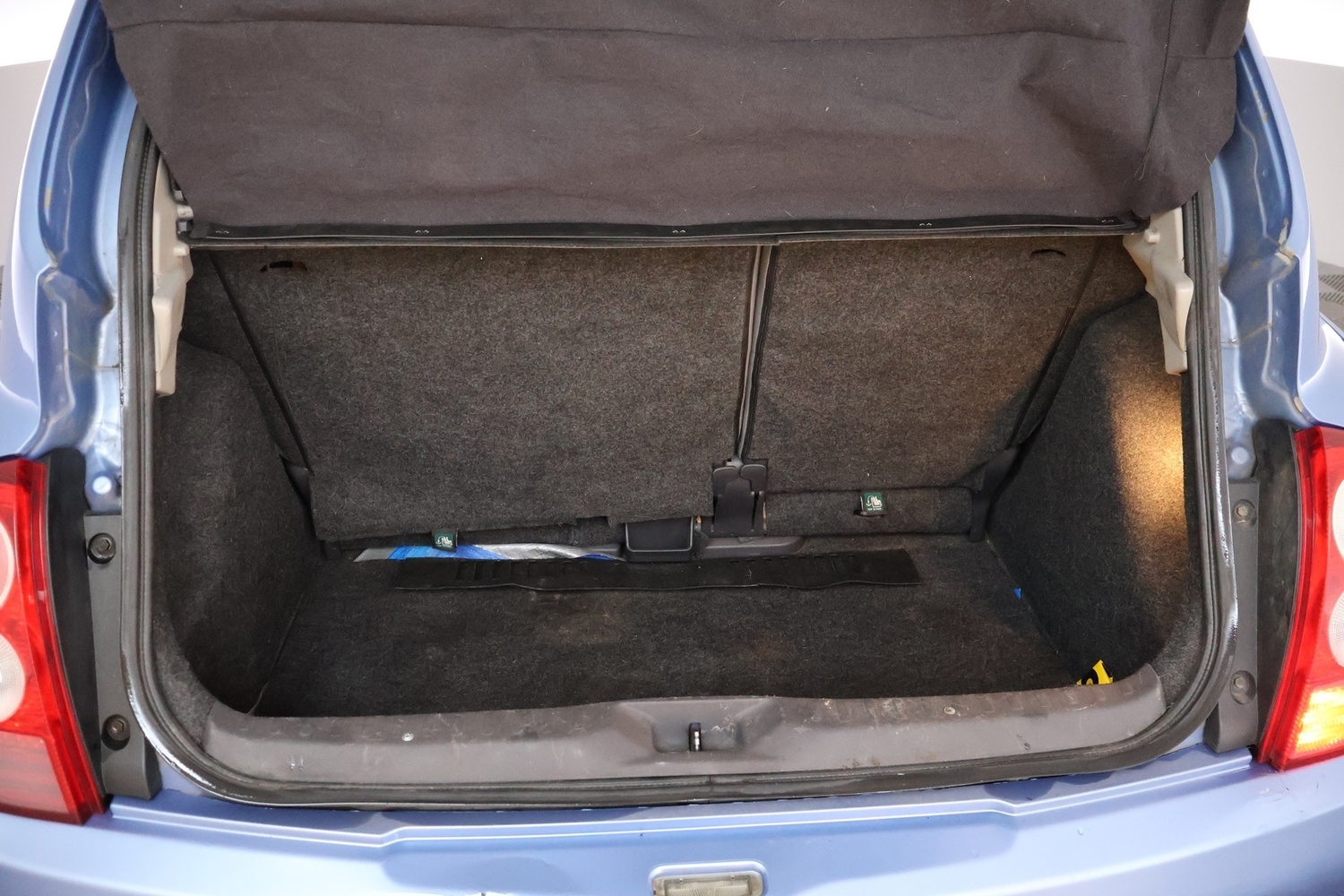 Nissan Micra vaihtoauto