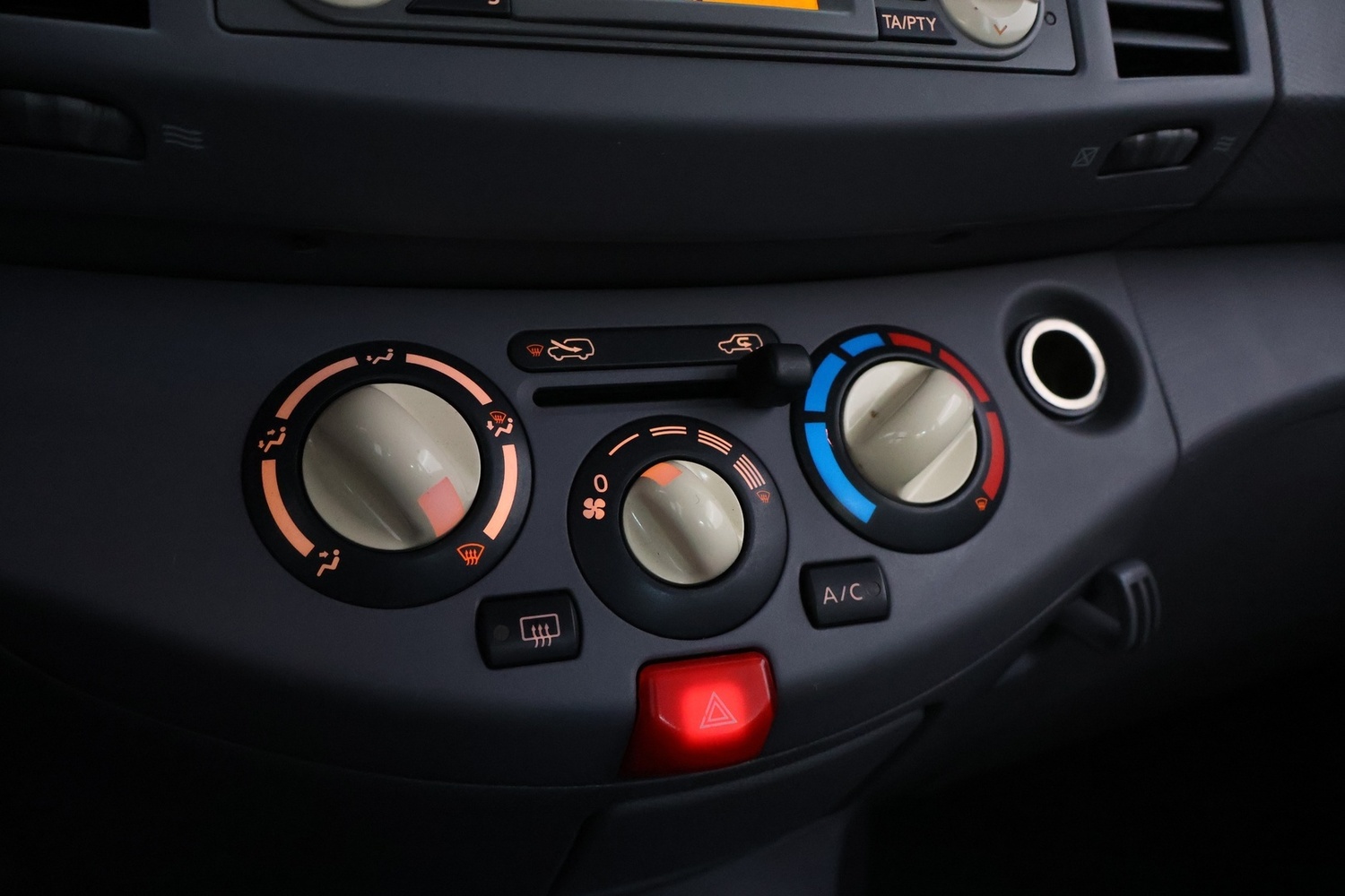 Nissan Micra vaihtoauto