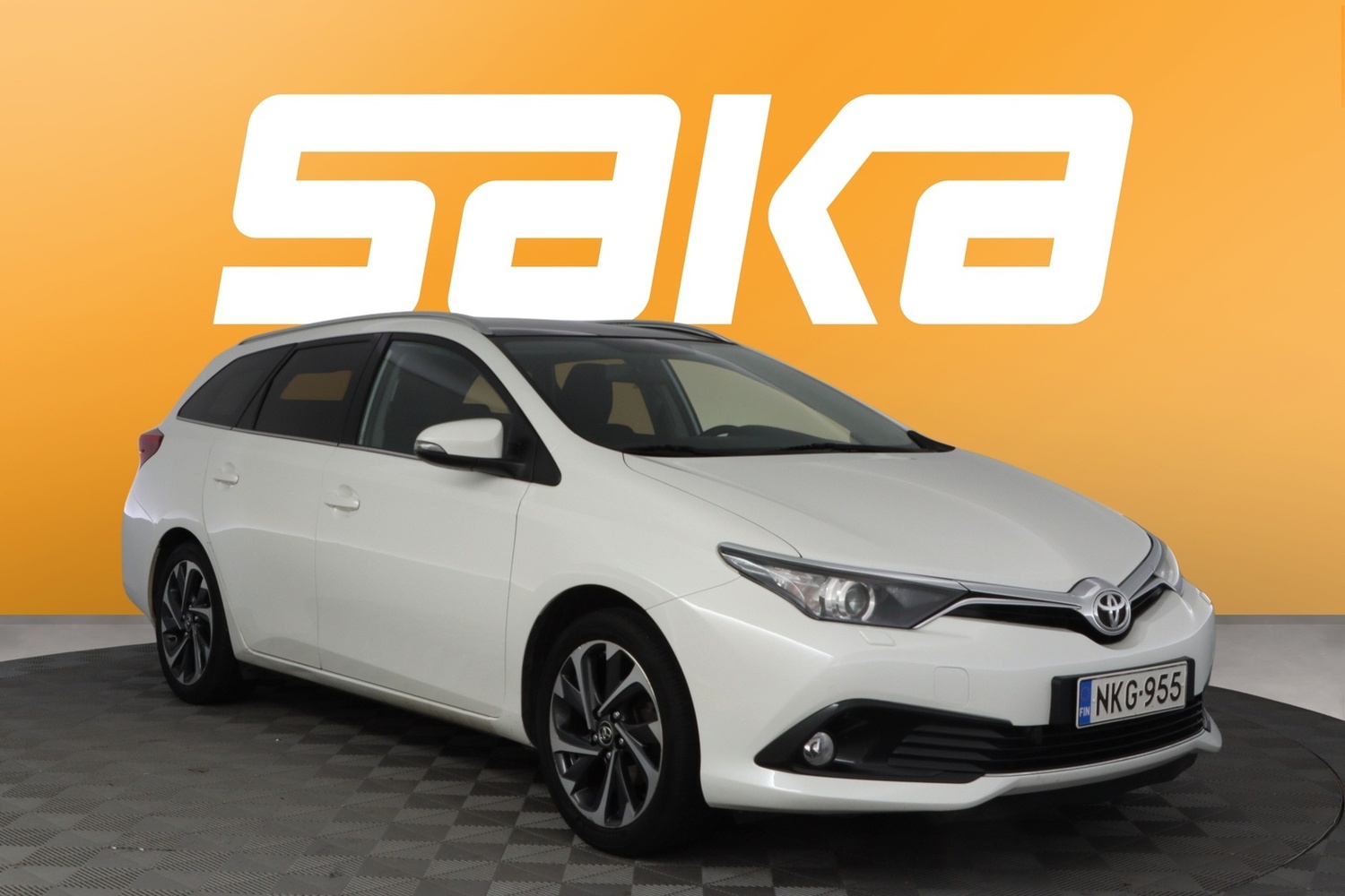Toyota Auris vaihtoauto