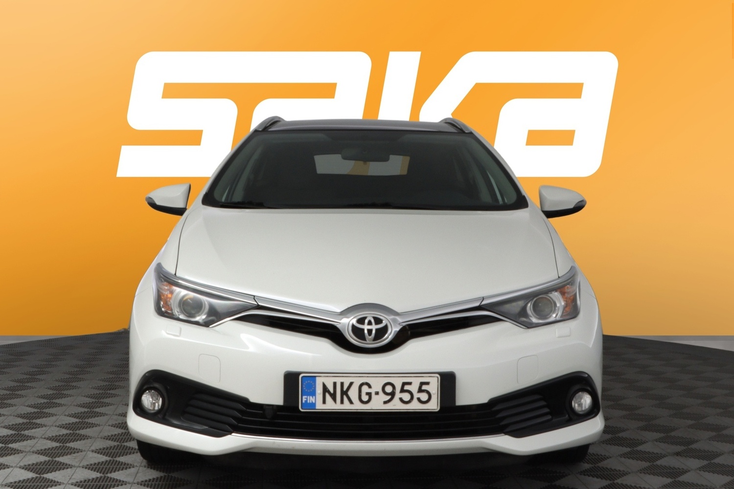 Toyota Auris vaihtoauto