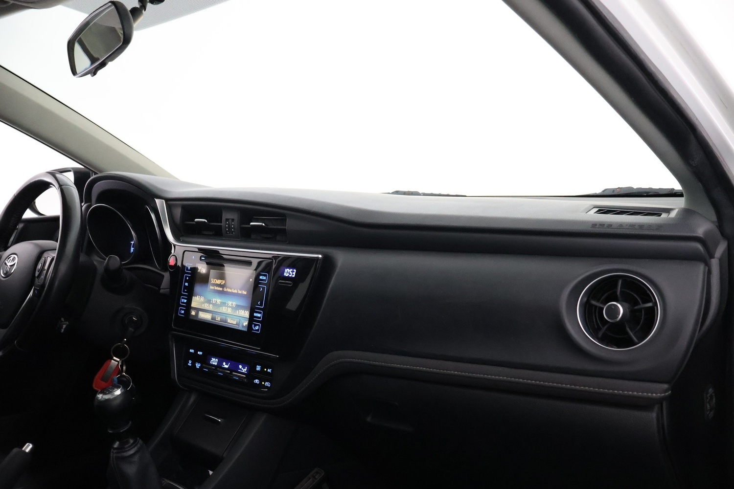 Toyota Auris vaihtoauto