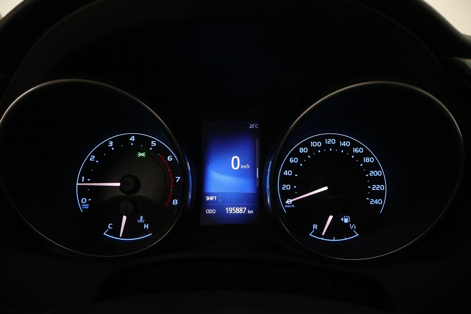 Toyota Auris vaihtoauto
