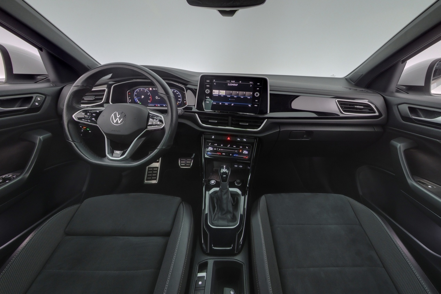 Volkswagen T-Roc vaihtoauto