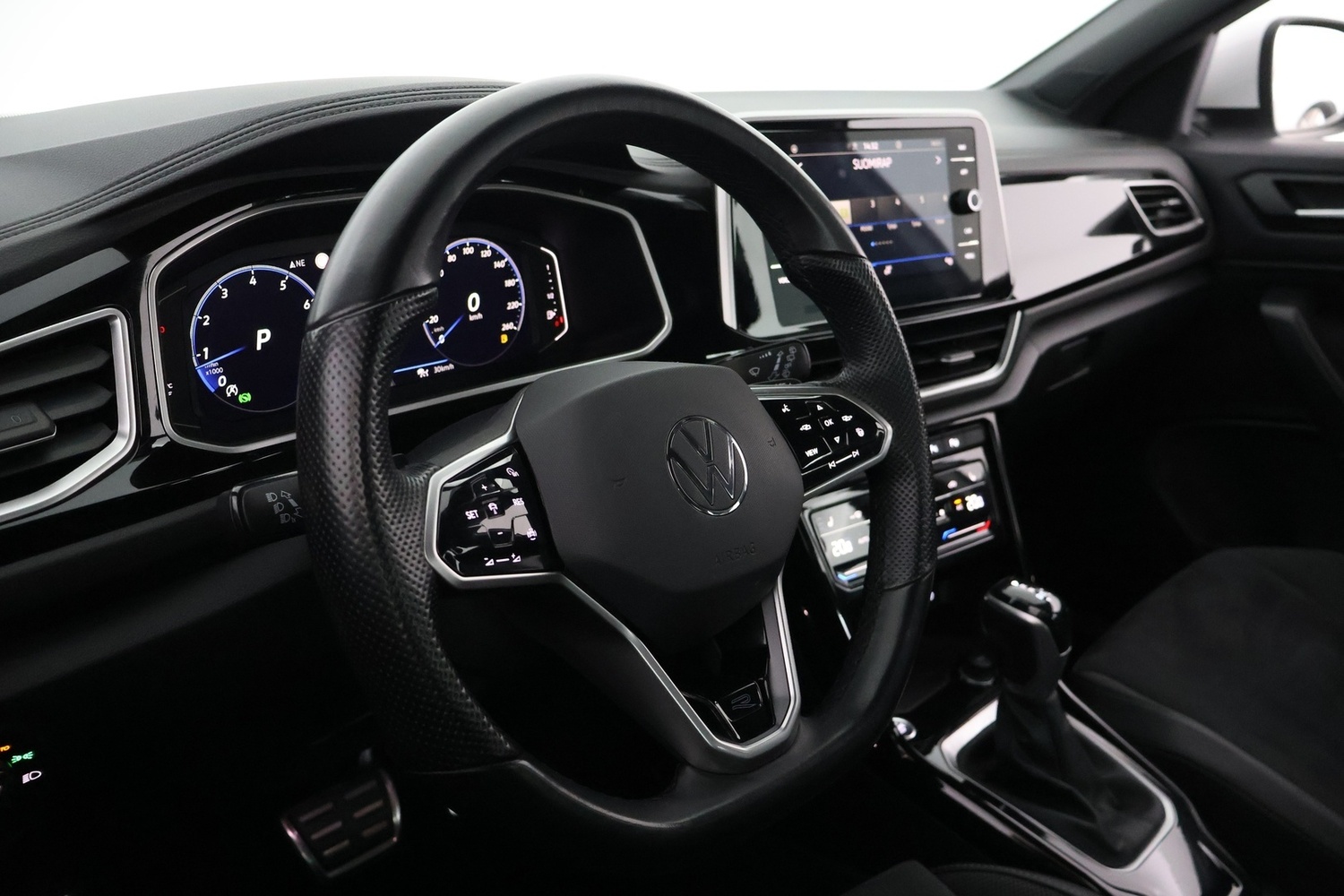 Volkswagen T-Roc vaihtoauto