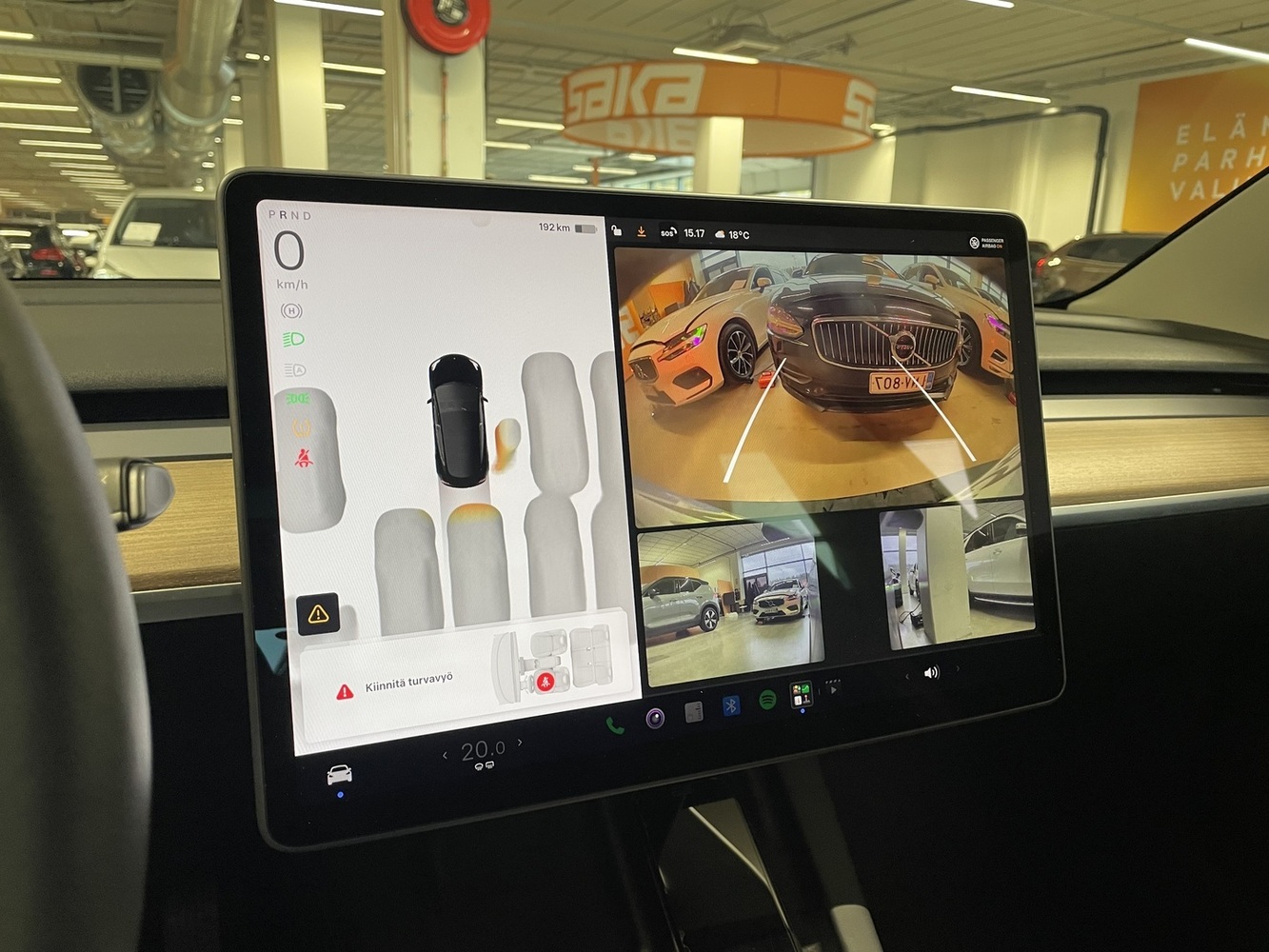 Tesla Model 3 vaihtoauto