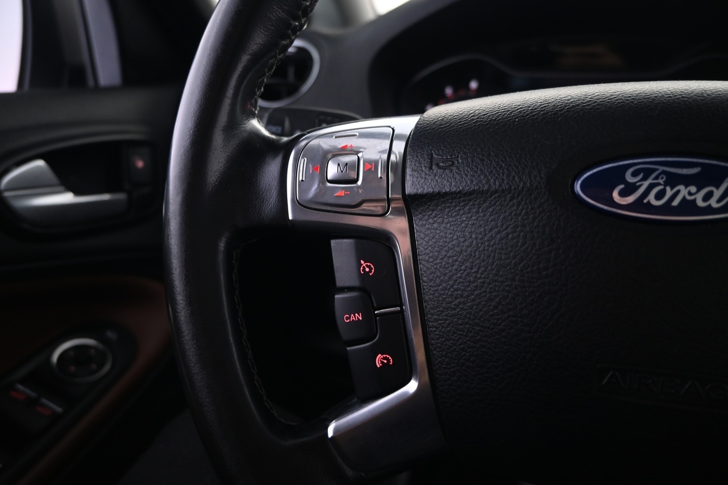 Ford S-MAX vaihtoauto