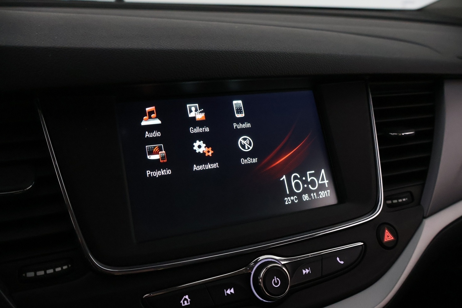 Opel Astra vaihtoauto