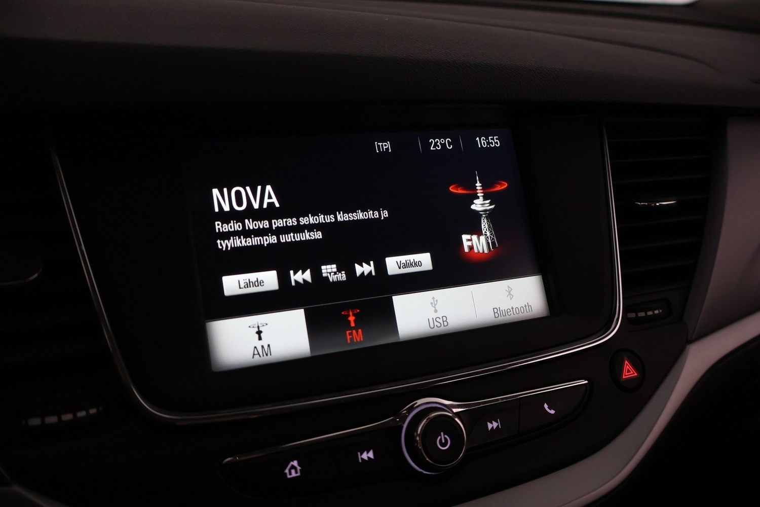 Opel Astra vaihtoauto
