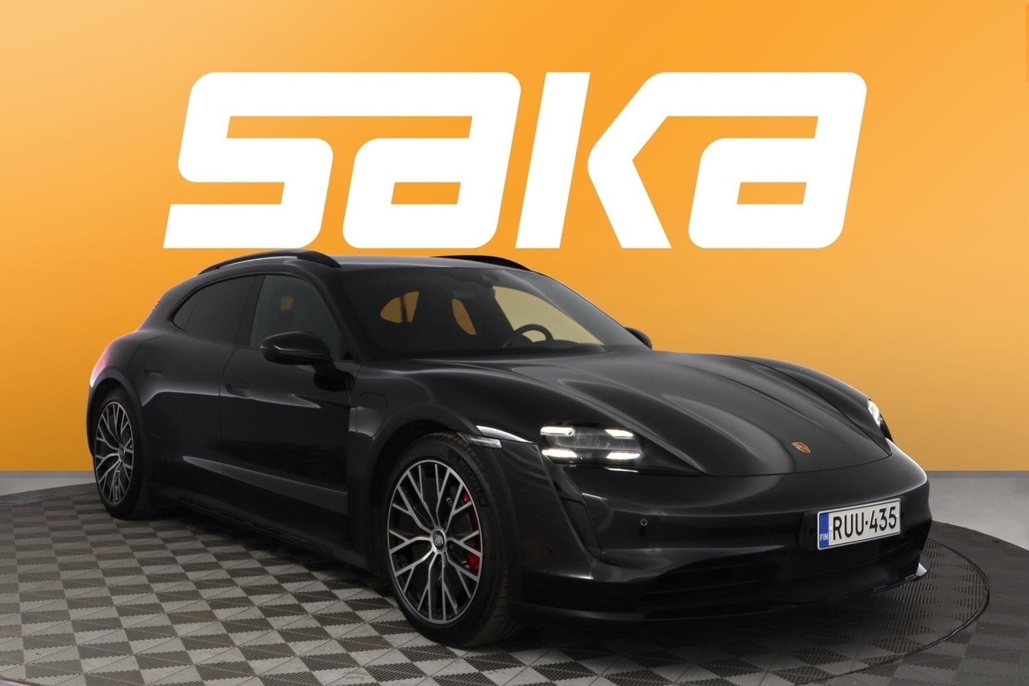 Porsche Taycan vaihtoauto