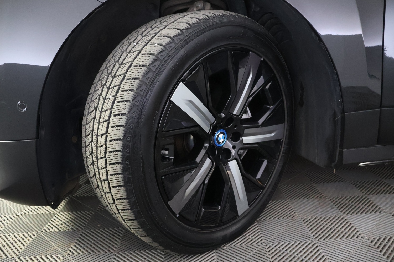 BMW iX vaihtoauto