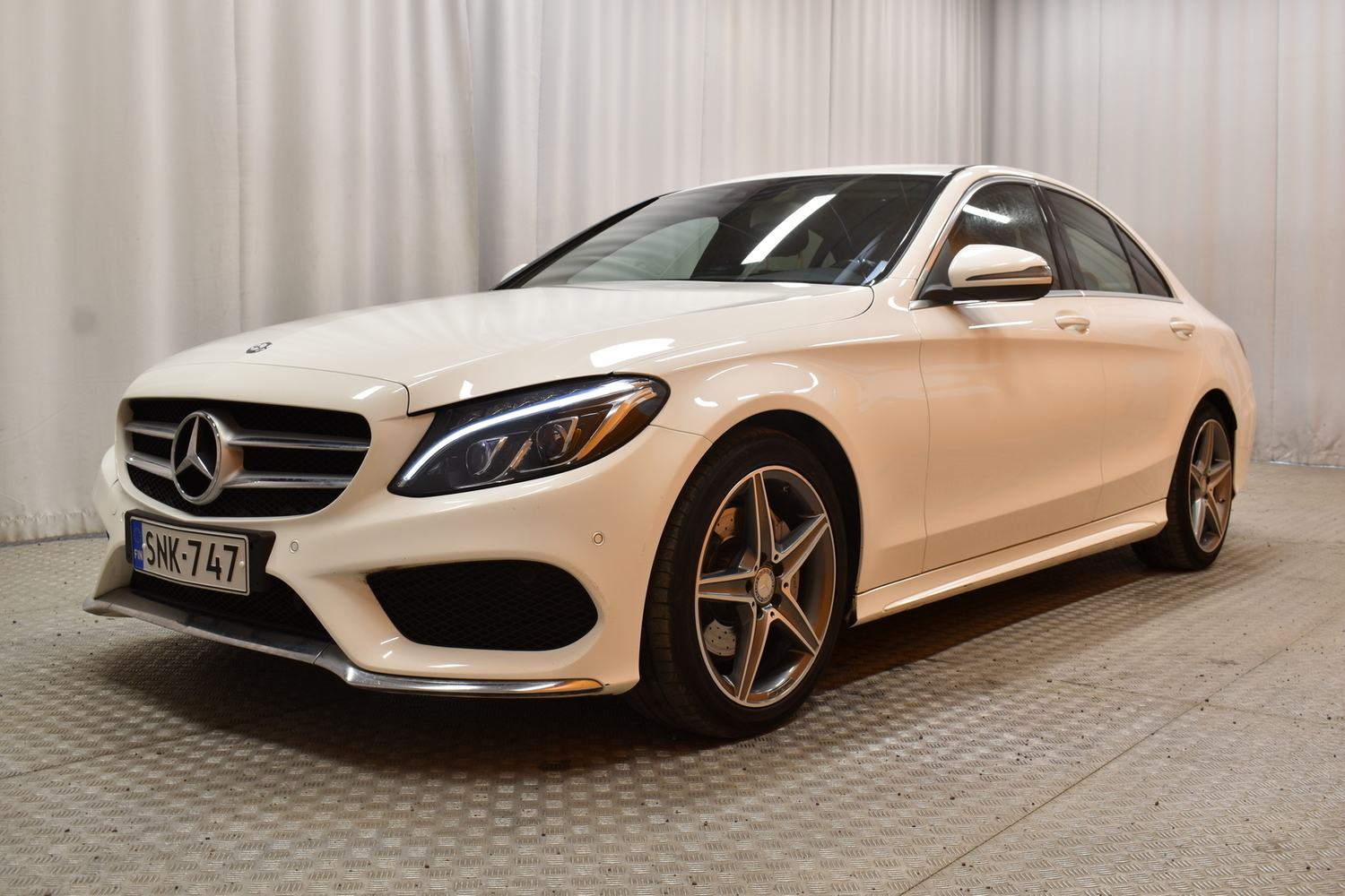 Mercedes-Benz C vaihtoauto