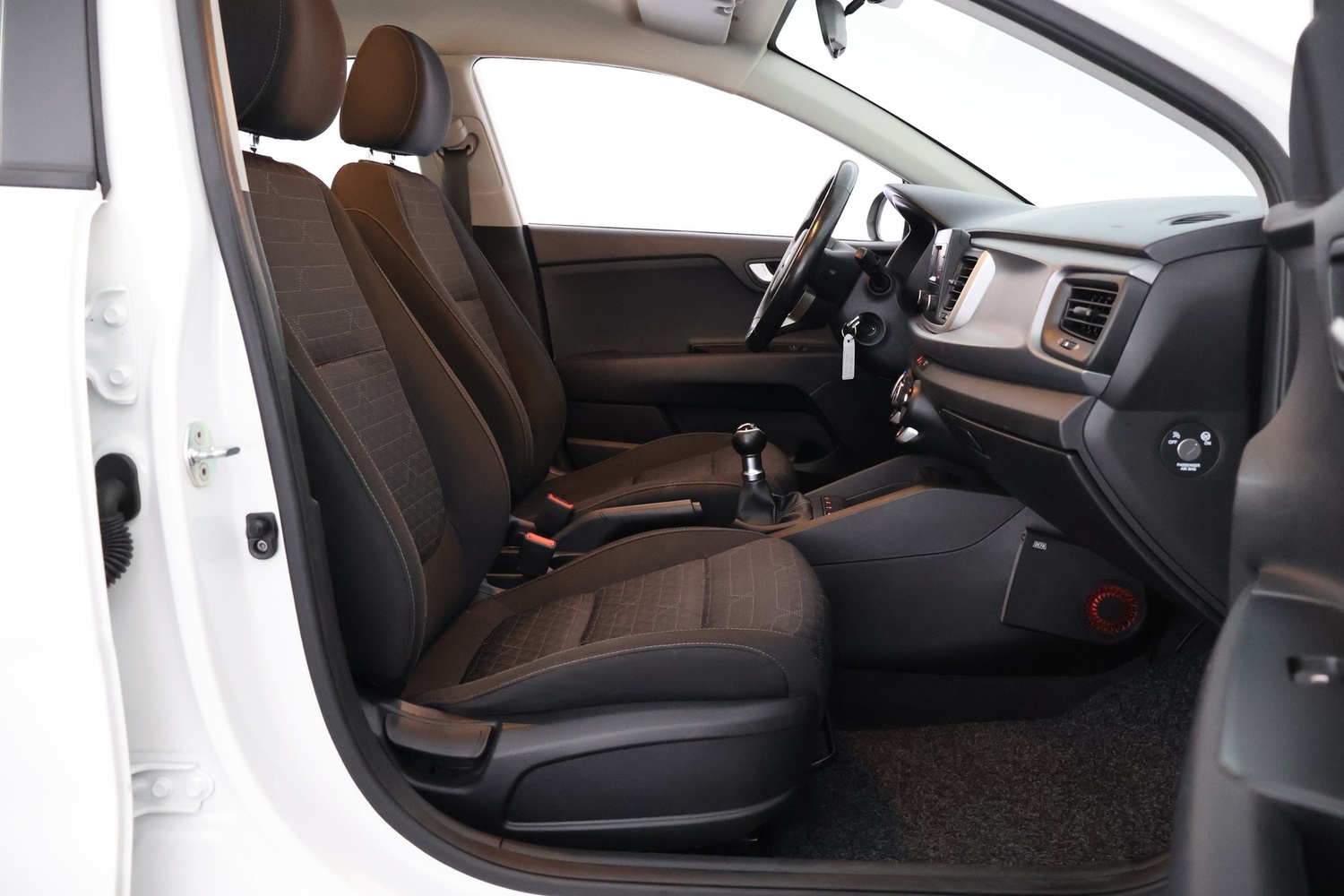 Kia Rio vaihtoauto