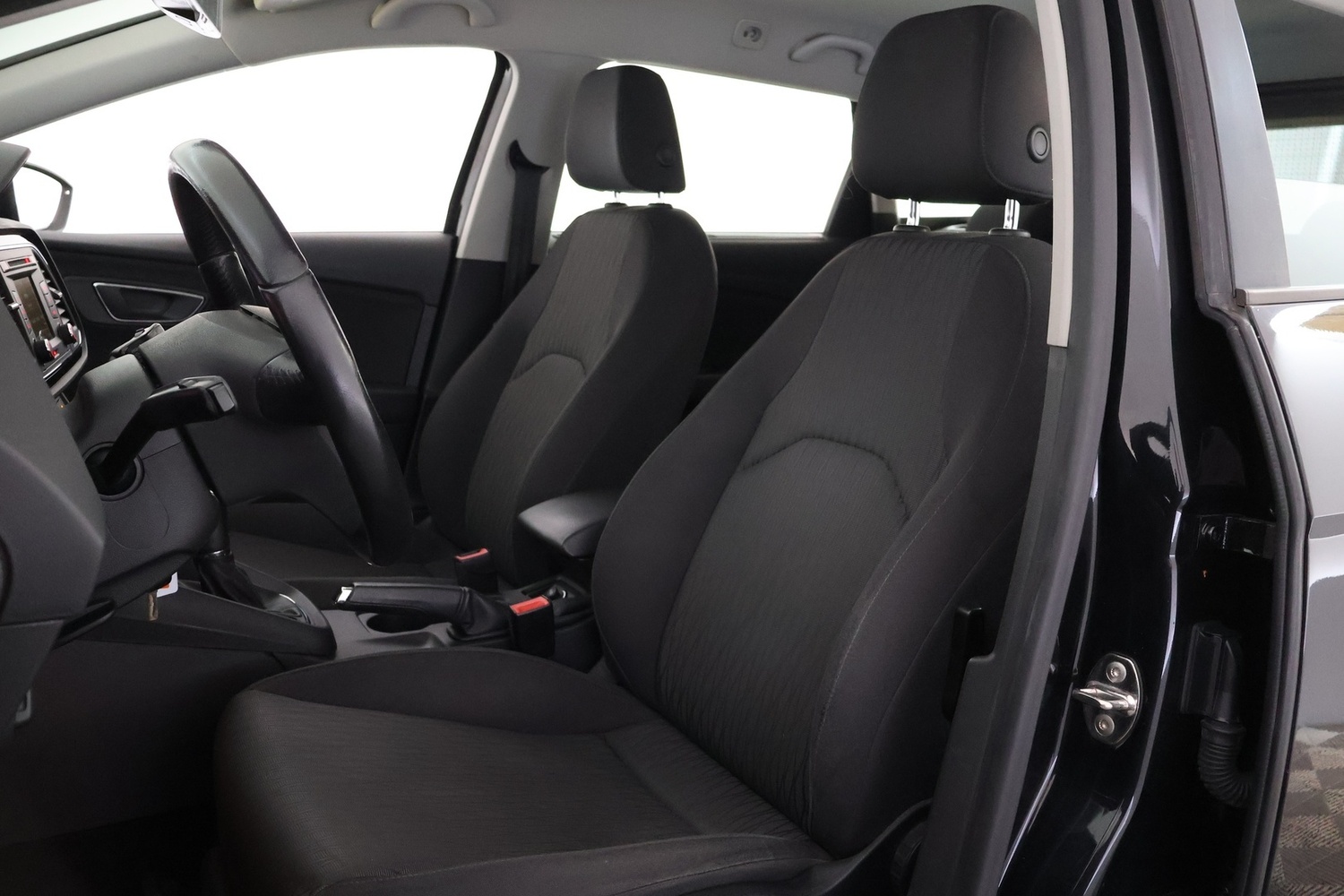 SEAT Leon ST vaihtoauto