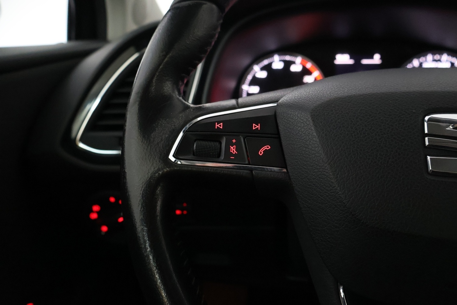 SEAT Leon ST vaihtoauto