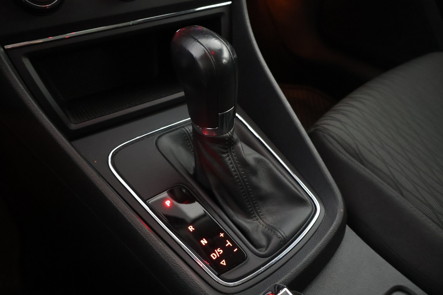 SEAT Leon ST vaihtoauto