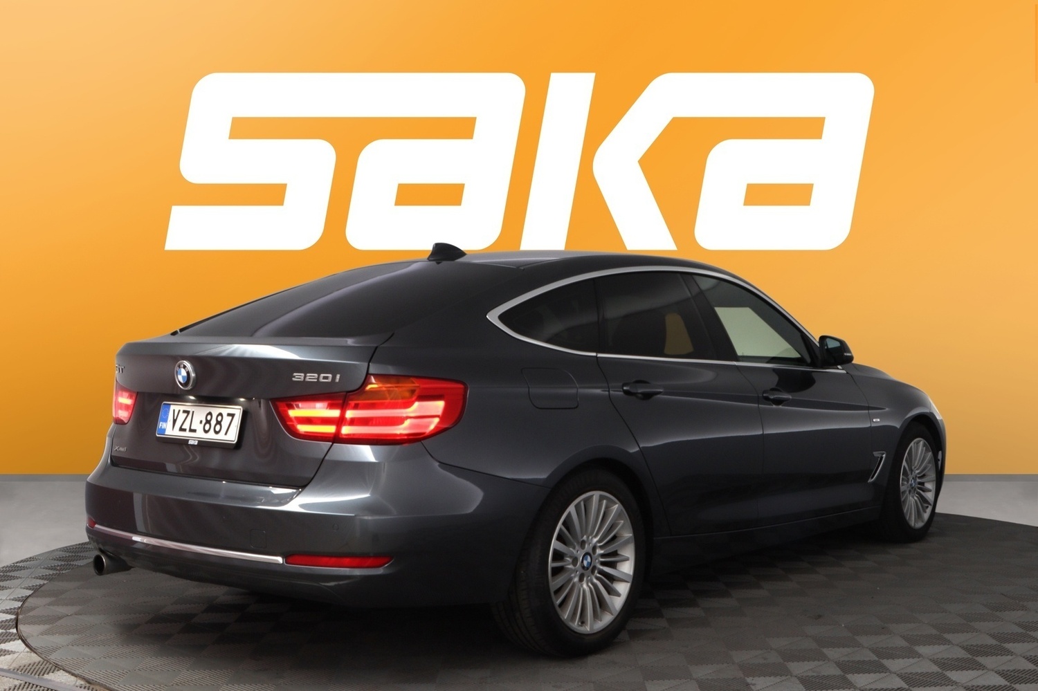 BMW 320 vaihtoauto