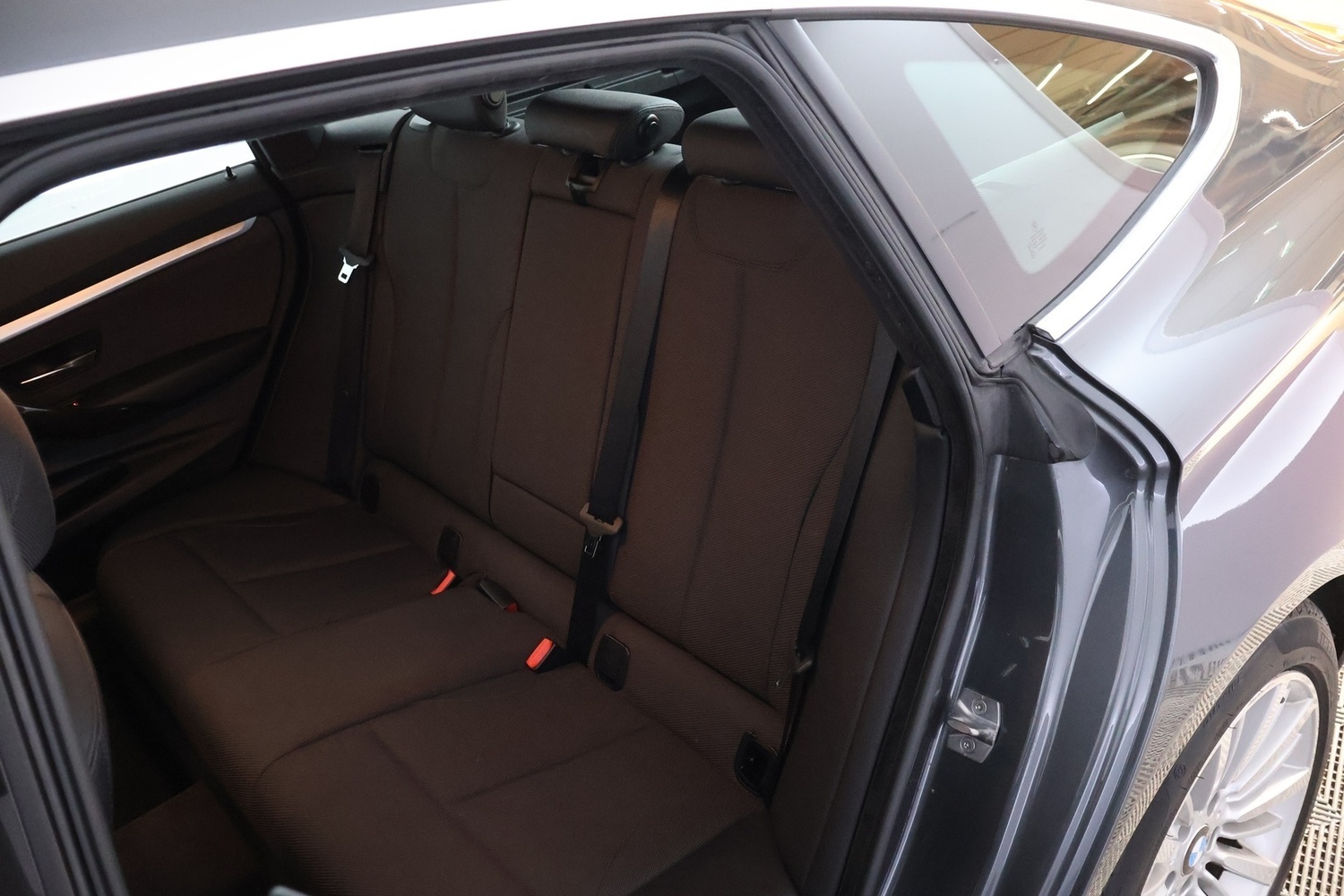 BMW 320 vaihtoauto