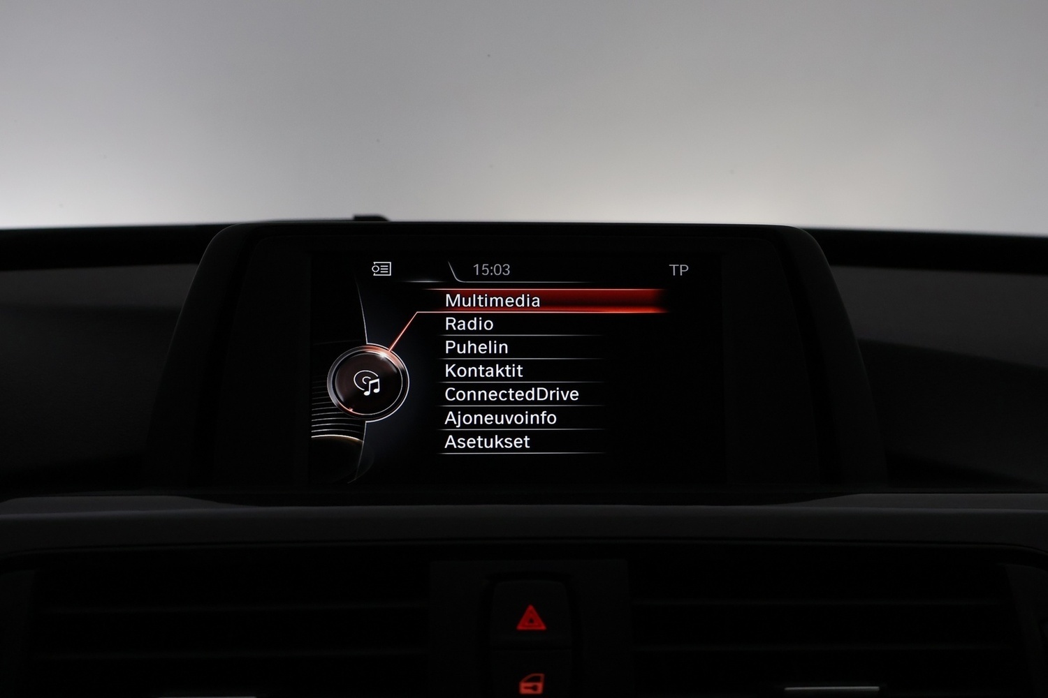 BMW 320 vaihtoauto