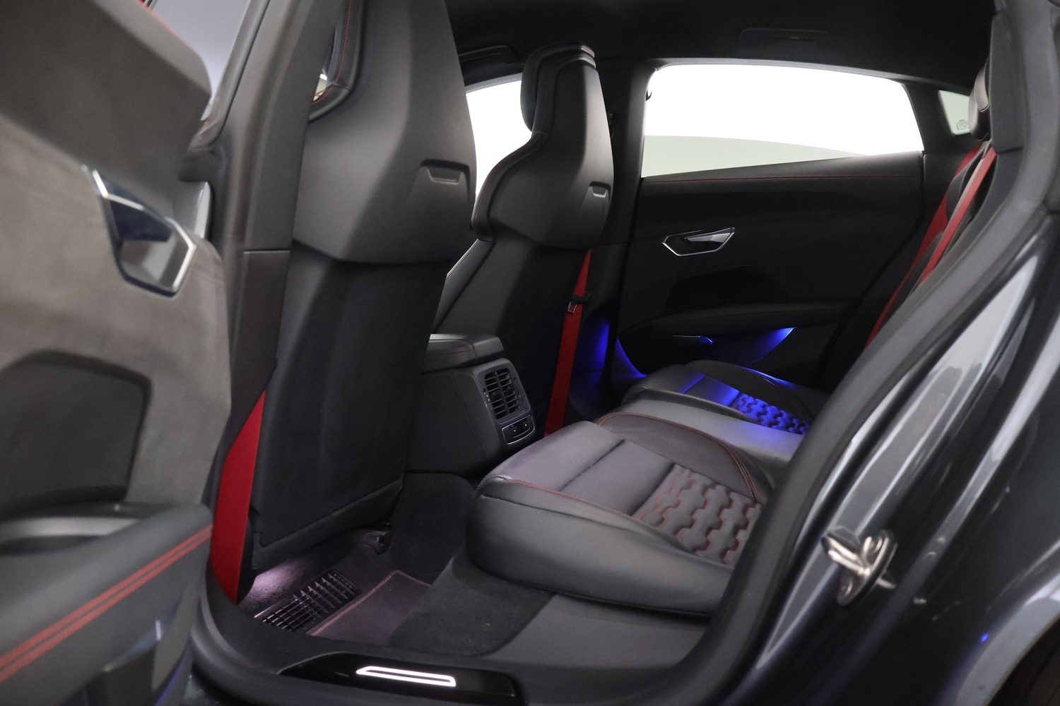 Audi e-tron GT vaihtoauto