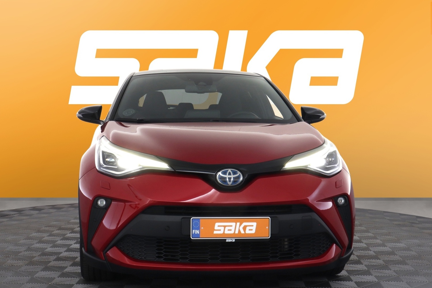 Toyota C-HR vaihtoauto