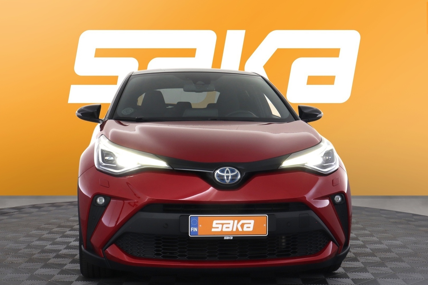 Toyota C-HR vaihtoauto