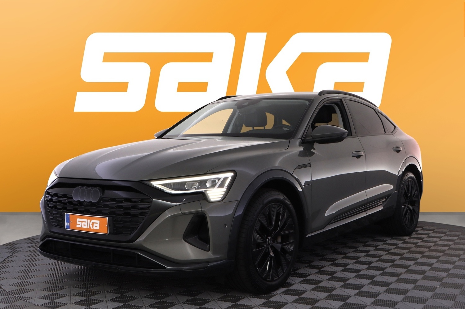 Audi Q8 e-tron vaihtoauto