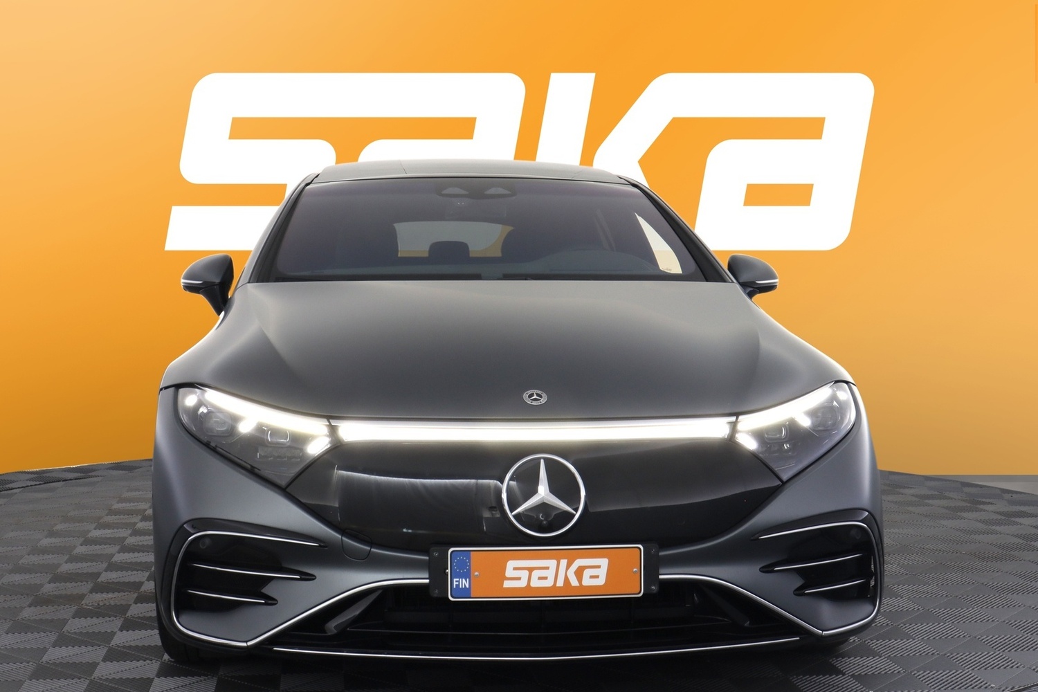 Mercedes-Benz EQS vaihtoauto