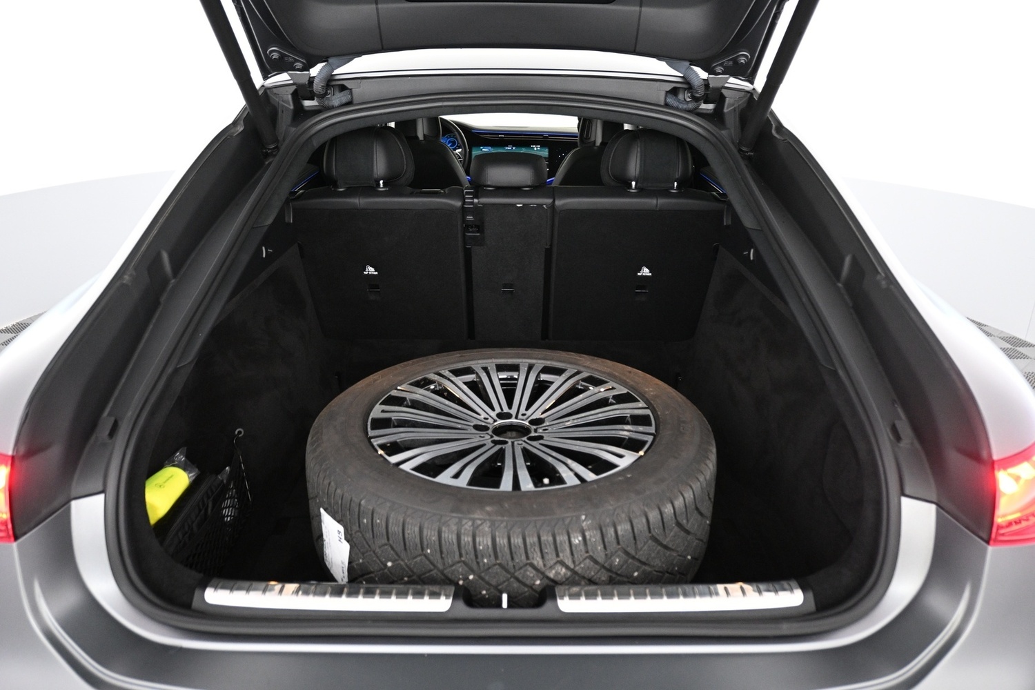 Mercedes-Benz EQS vaihtoauto