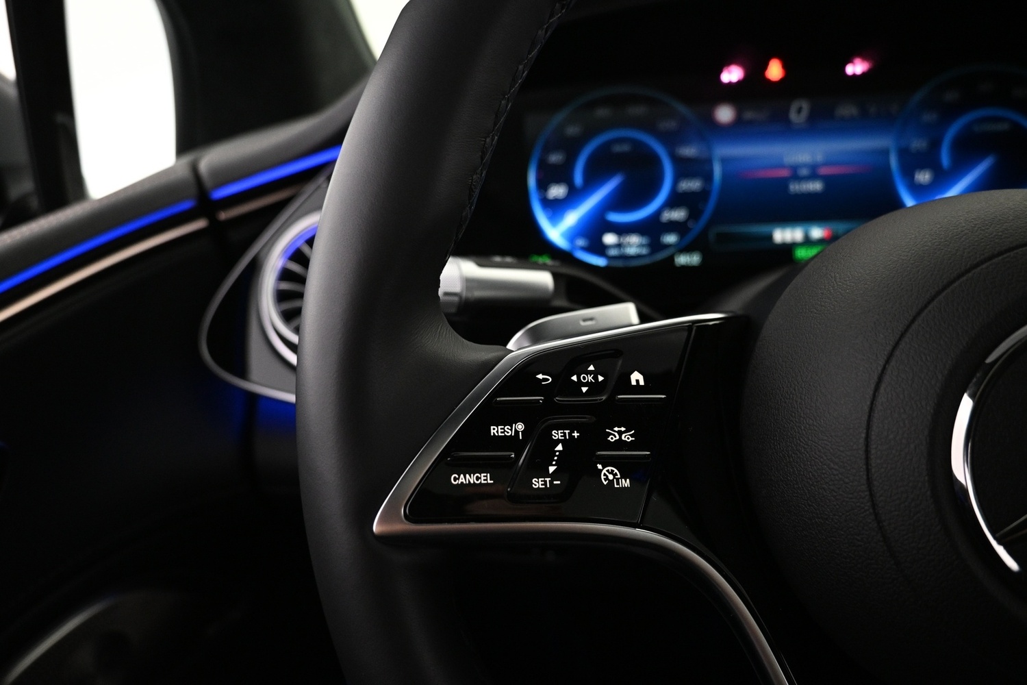 Mercedes-Benz EQS vaihtoauto