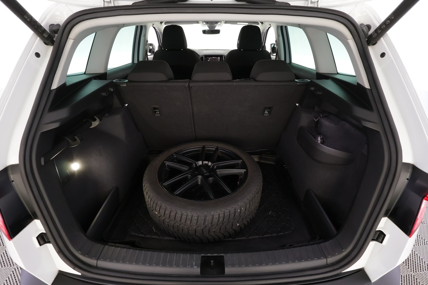 Skoda Karoq vaihtoauto