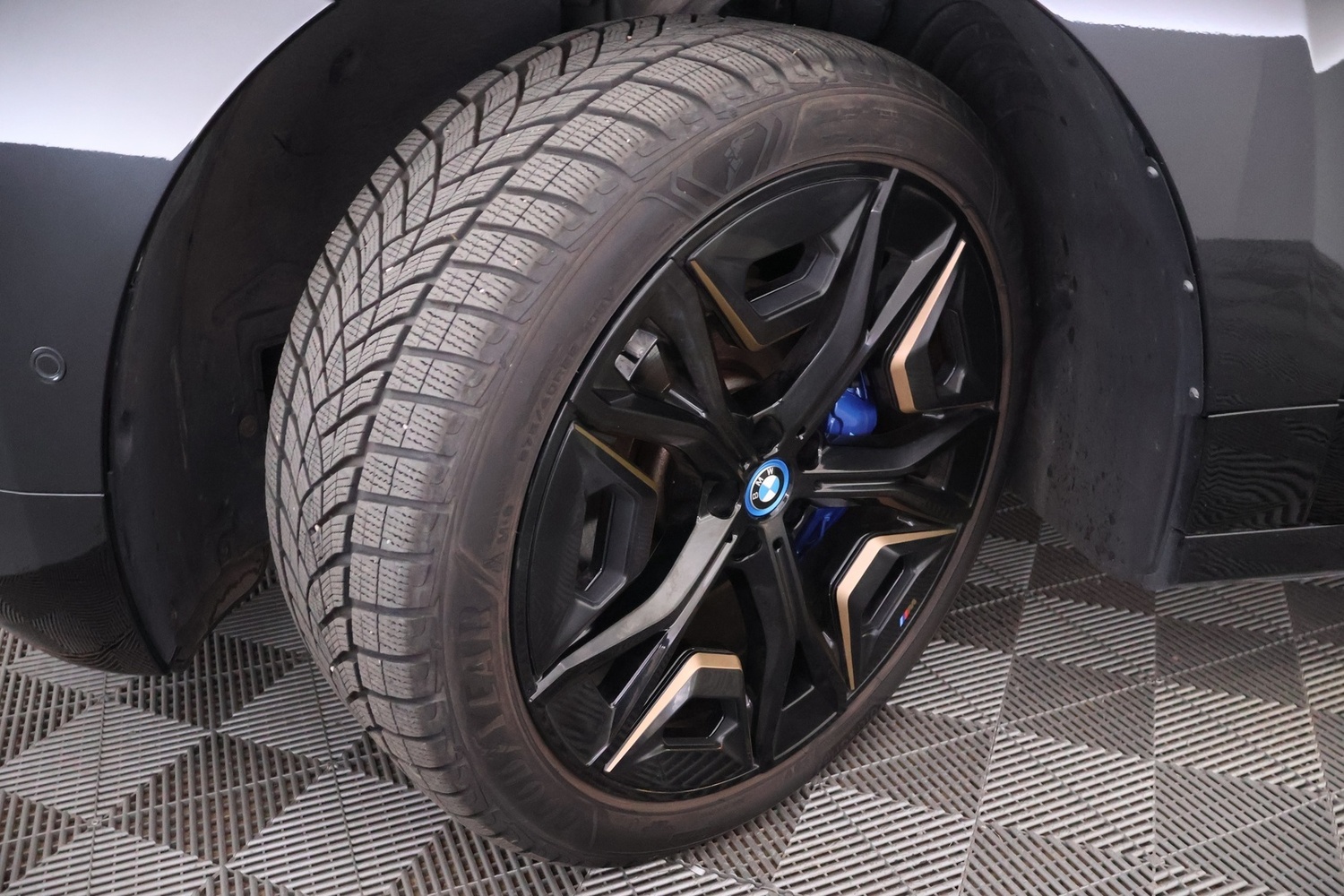 BMW iX M60 vaihtoauto