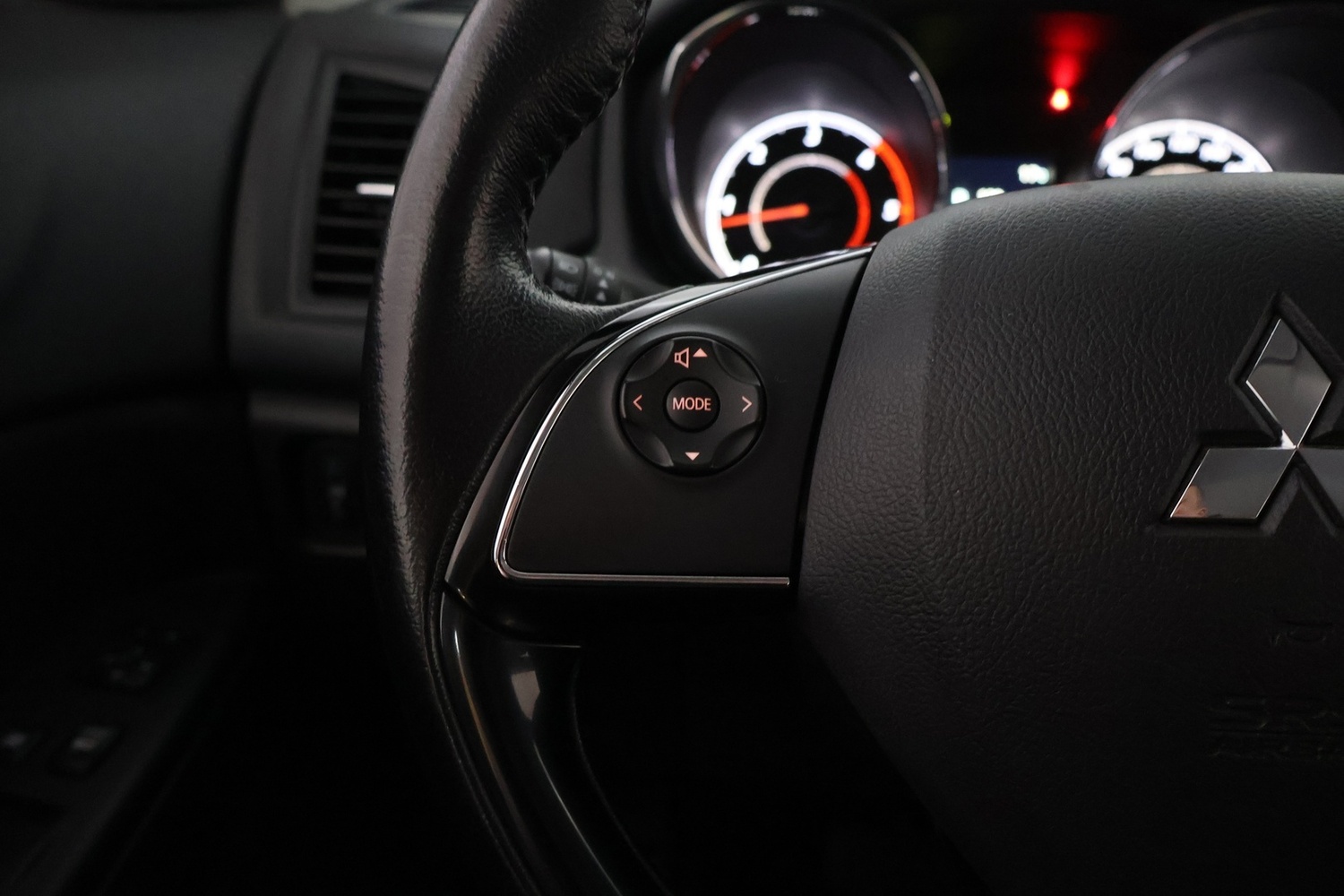 Mitsubishi ASX vaihtoauto