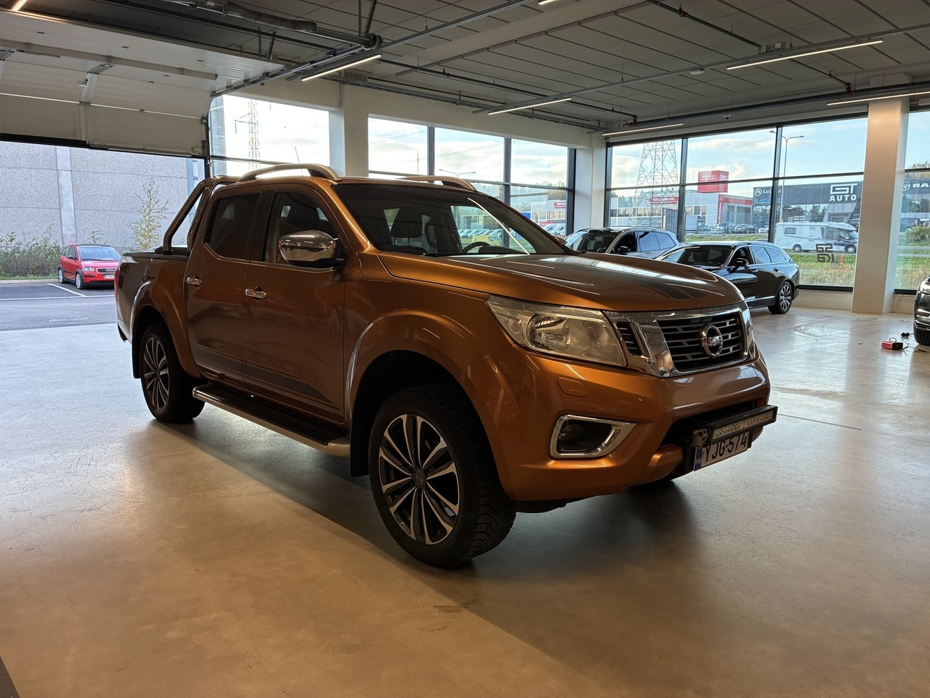 Nissan Navara vaihtoauto