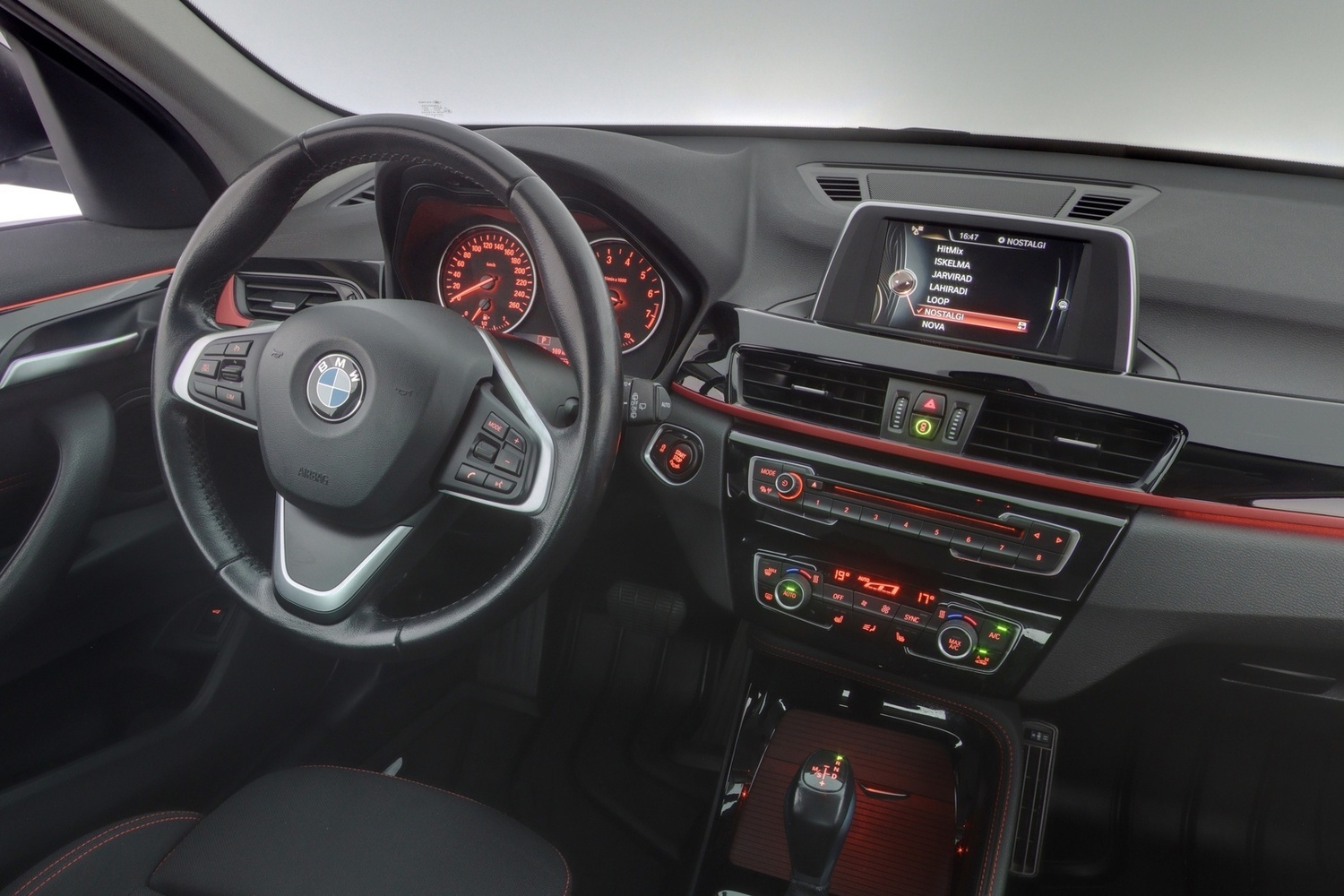 BMW X1 vaihtoauto
