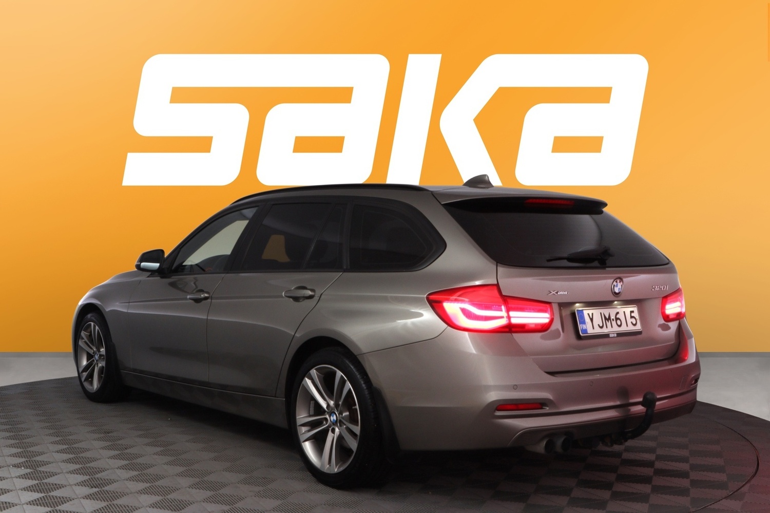 BMW 320 vaihtoauto