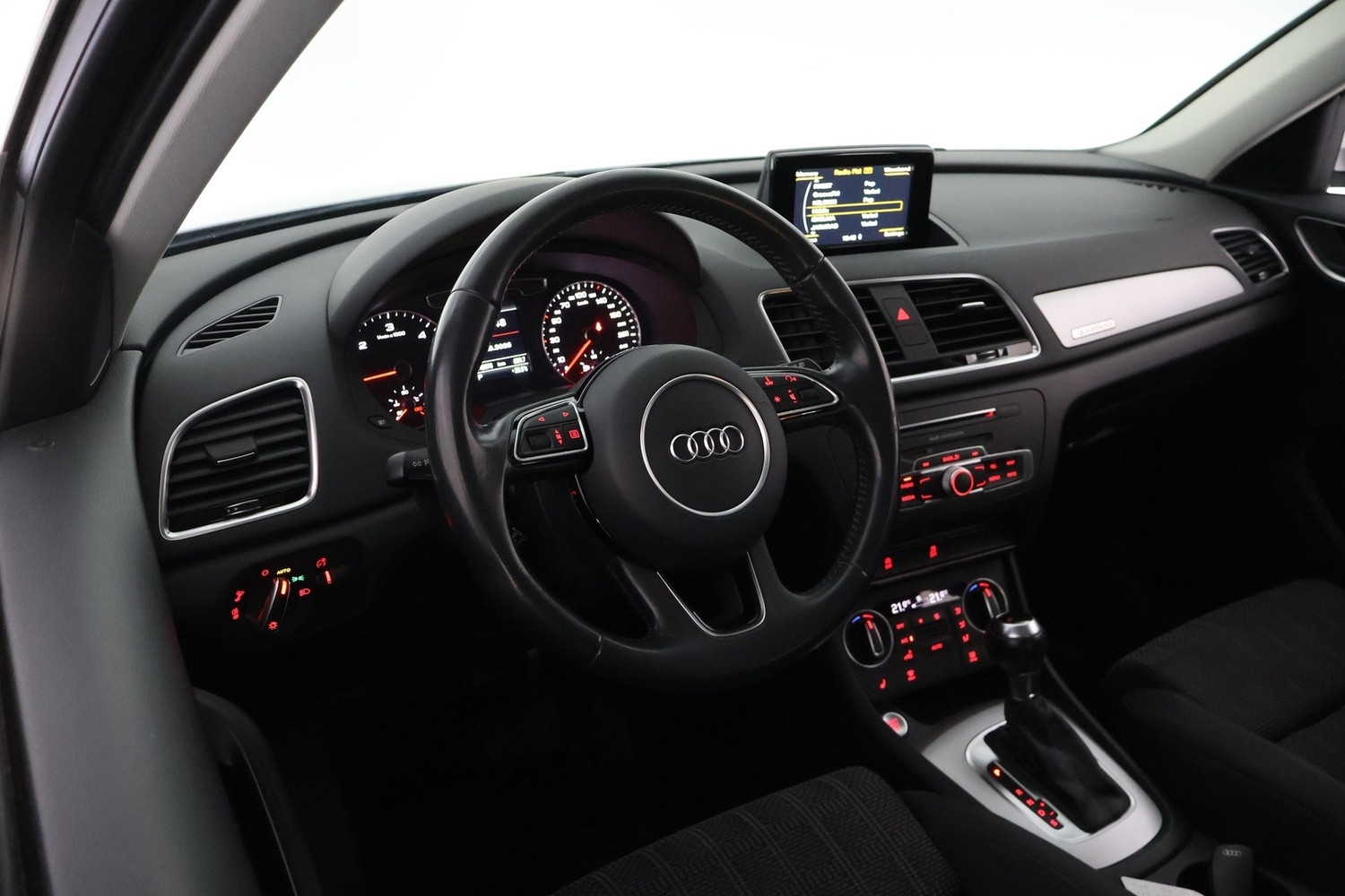 Audi Q3 vaihtoauto