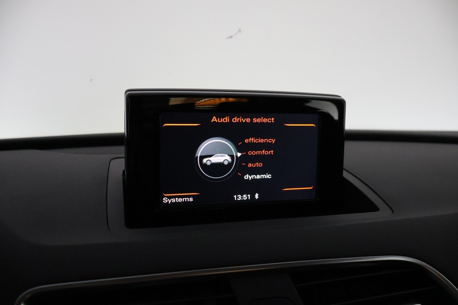 Audi Q3 vaihtoauto
